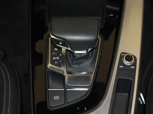 Used 2025 Audi A5 2.0T Premium Plus image 28