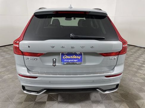 Certified 2025 Volvo XC60 T8 Plus w/ Protection Package Premier AWD/4WD image 10