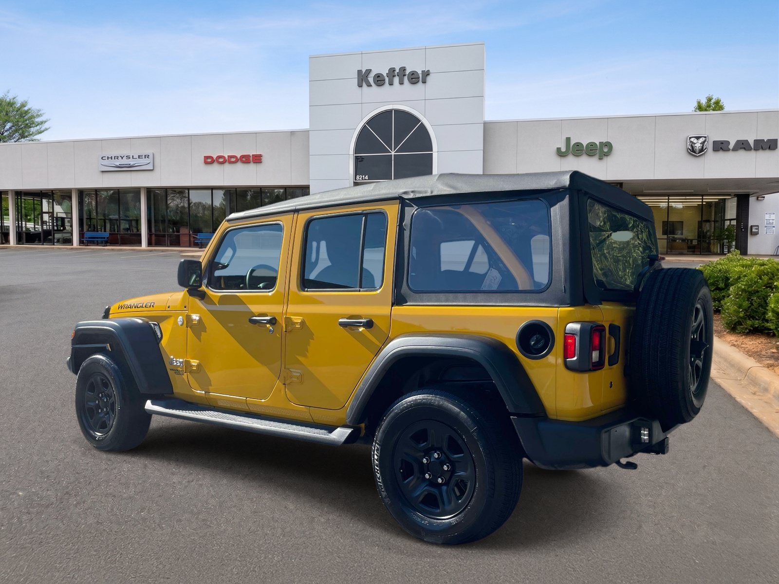 Used 2020 Jeep Wrangler Unlimited Sport AWD/4WD image 4