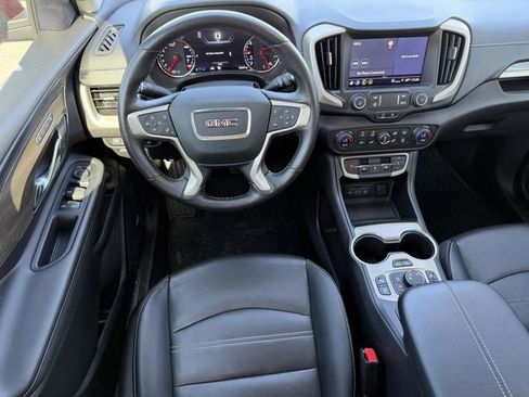 Used 2022 GMC Terrain Denali w/ Denali Premium Package image 13
