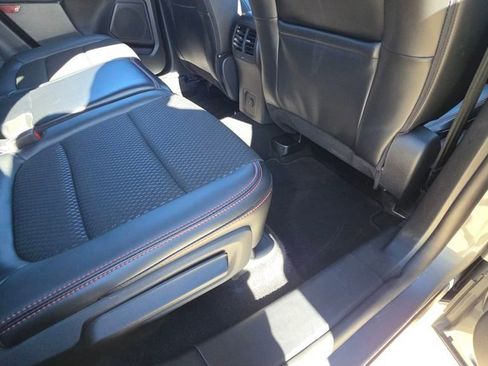Used 2025 Ford Escape ST-Line image 16