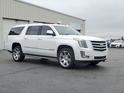 Used 2018 Cadillac Escalade ESV Luxury