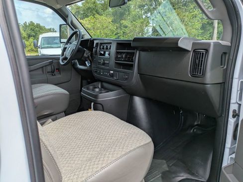 New 2025 Chevrolet Express 3500 w/ Power Convenience Package image 16