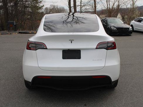 Used 2023 Tesla Model Y Long Range image 6