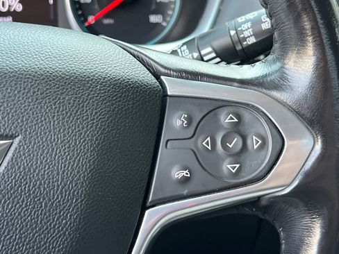 Used 2020 Chevrolet Traverse Premier FWD image 33