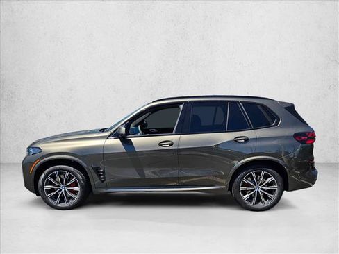 New 2026 BMW X5 xDrive40i w/ M Sport Package AWD/4WD image 5