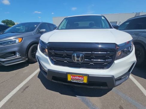 Used 2026 Honda Ridgeline Sport image 2