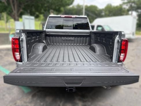 New 2026 GMC Sierra 2500 SLE w/ SLE Value Package; AWD/4WD image 13