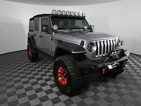 Used 2018 Jeep Wrangler Unlimited Sport S AWD/4WD image 23