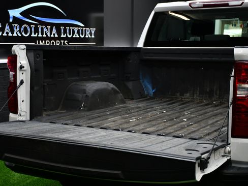 Used 2020 Chevrolet Silverado 1500 W/T image 36