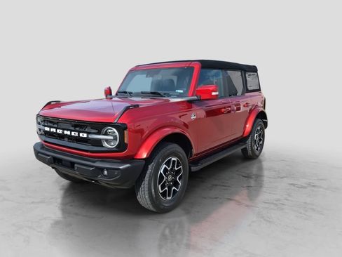 Used 2023 Ford Bronco Outer Banks AWD/4WD image 4