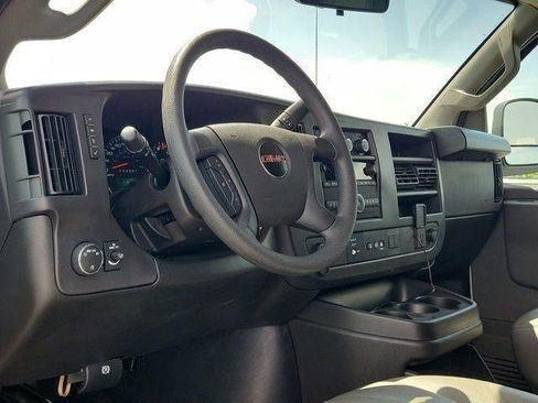 Used 2025 GMC Savana 2500 w/ Driver Convenience Package RWD image 18