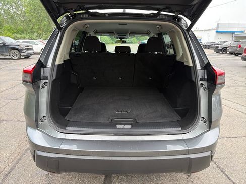 Used 2024 Nissan Rogue SV AWD/4WD image 27