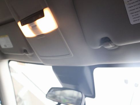 Used 2023 Nissan Sentra SV image 13