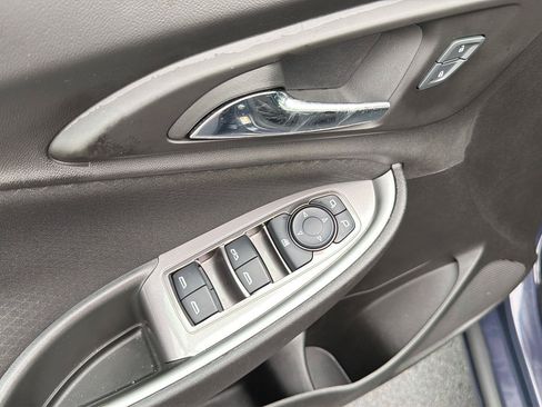 Used 2025 Chevrolet Malibu LT FWD image 31