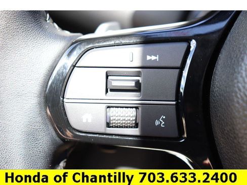 Used 2025 Honda Pilot EX-L image 13