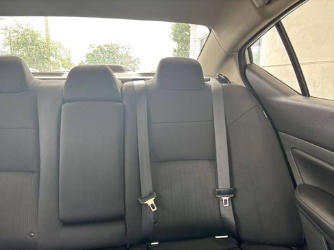 Used 2025 Nissan Altima 2.5 SV FWD image 37