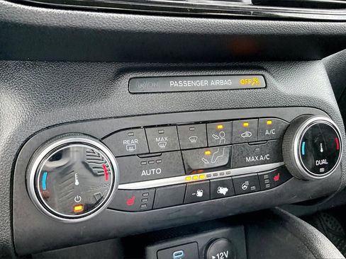 Certified 2023 Ford Escape ST-Line image 26