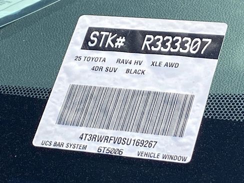 Used 2025 Toyota RAV4 XLE image 37