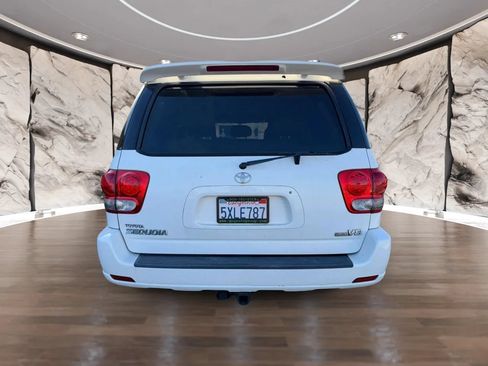 Used 2007 Toyota Sequoia Limited RWD image 7
