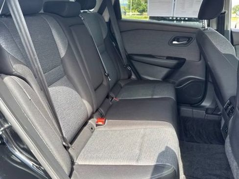Certified 2023 Nissan Rogue SV AWD/4WD image 15