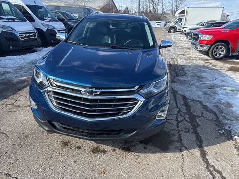 Used 2021 Chevrolet Equinox Premier w/ LPO, Floor Liner Package image 3