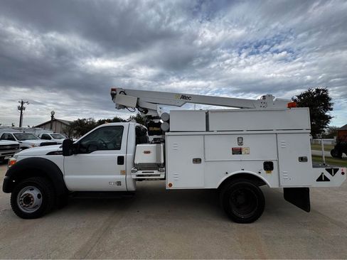 Used 2012 Ford F450 XL image 2