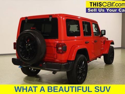 Used 2024 Jeep Wrangler Unlimited Sahara AWD/4WD image 8