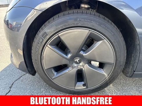 Used 2023 Tesla Model 3 Standard Range image 4