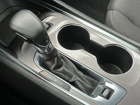 Used 2022 Chevrolet Malibu LT FWD image 20
