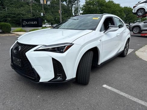 Used 2024 Lexus UX 250h F Sport AWD/4WD image 3
