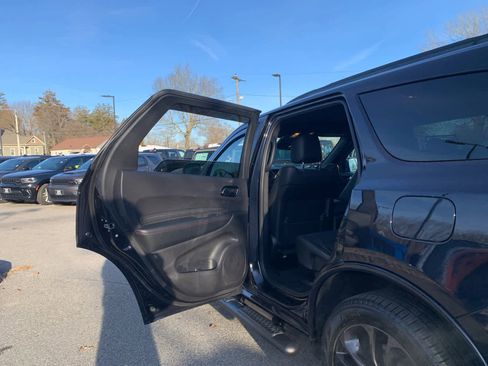 Used 2025 Dodge Durango GT image 32