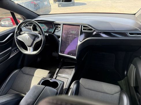 Used 2017 Tesla Model X 75D image 12