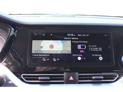 Used 2022 Kia Niro EX w/ Cold Weather Package image 27