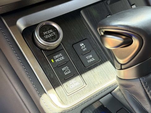 Used 2024 Lexus GX 550 AWD/4WD image 27