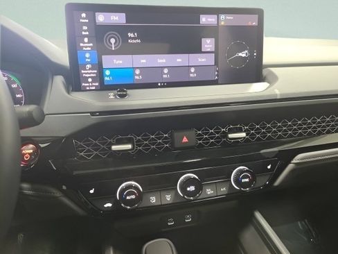 Used 2024 Honda Accord EX-L image 30