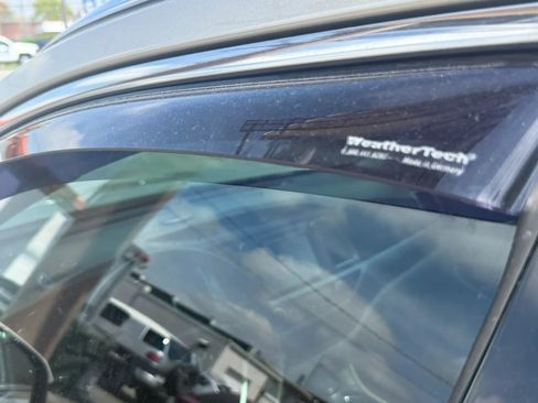 Used 2014 Toyota Highlander XLE FWD image 7