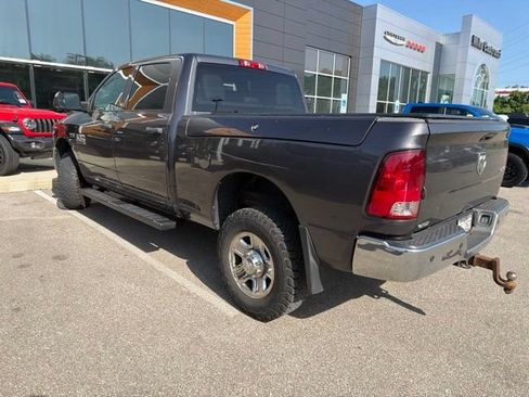 Used 2018 RAM 2500 Tradesman w/ Chrome Appearance Group AWD/4WD image 5