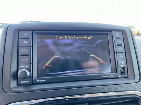 Used 2019 Dodge Grand Caravan SE image 20