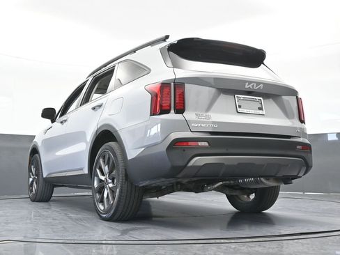 Used 2023 Kia Sorento X-Line EX image 60