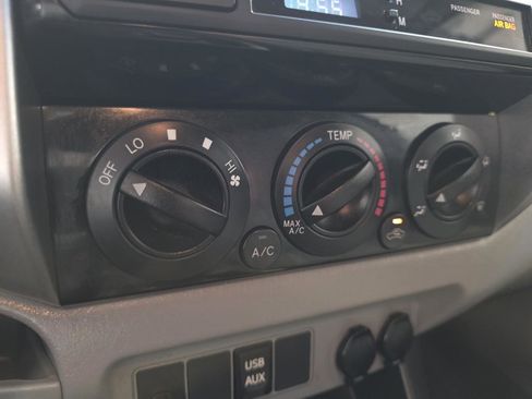 Used 2012 Toyota Tacoma 4x4 Double Cab w/ TRD Sport Pkg image 12