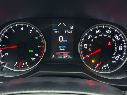Used 2021 Toyota RAV4 XLE FWD image 22