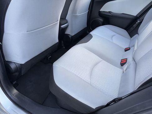 Used 2016 Toyota Prius Two image 19