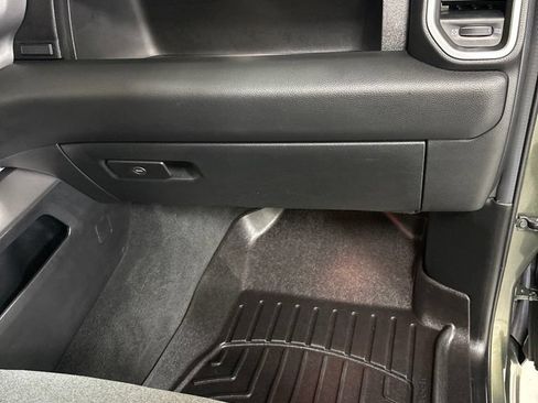 Used 2021 RAM 1500 Big Horn AWD/4WD image 26