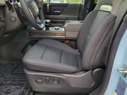 New 2025 GMC Hummer EV 3X image 9