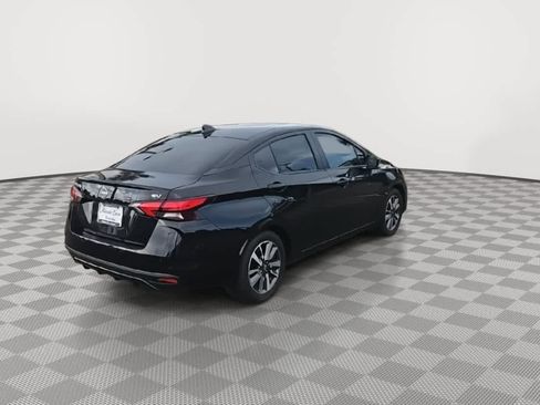 Used 2023 Nissan Versa SV FWD image 8