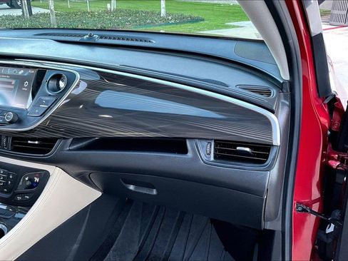 Used 2019 Buick Envision Essence image 21