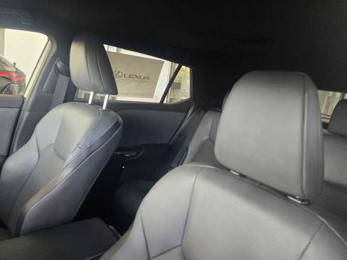 New 2026 Lexus RZ 350e image 25