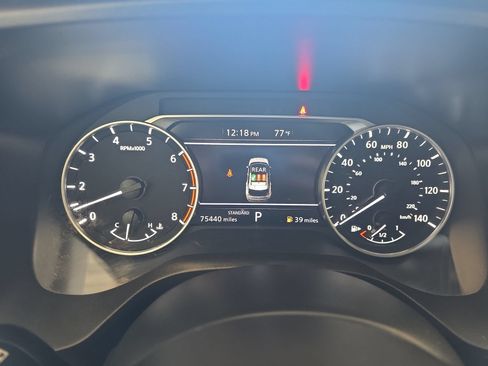 Used 2023 Nissan Rogue S FWD image 18