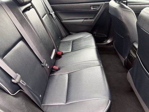 Used 2017 Toyota Corolla XLE w/ Carpet Mat Package (TMS) FWD image 18
